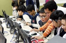 Vietnam impulsa protección de los menores en Internet