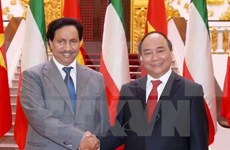 Premier vietnamita afirma importancia al impulso de nexos con Kuwait