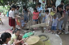 En Hanoi amplias actividades en saludo al Día Internacional del Niño