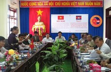 Provincias vietnamita y camboyana construyen frontera común de amistad