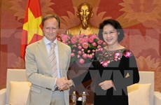 Presidenta del Parlamento vietnamita recibe a embajadores europeos