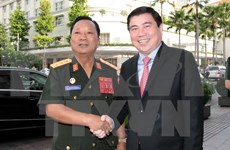 Éxitos de Ciudad Ho Chi Minh son ejemplos para Laos, dijo su ministro de Defensa