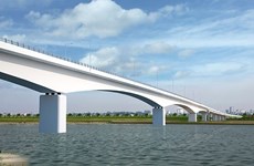 Nuevo puente impulsará la conexión interprovincial en centro de Vietnam