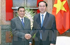 Presidente de Vietnam recibe a jefe de Oficina presidencial de Laos