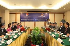 Vietnam y Laos refuerzan cooperación juvenil