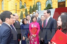 Presidente de Vietnam urge a desplegar activamente tareas diplomáticas