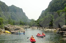 Premian en Vietnam a mejores empresas turísticas
