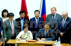 Vietnam y República Checa firman acuerdo de cooperación