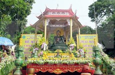 Exhiben en Vietnam estatua de Buda de jade más grande del mundo