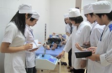 Departamento de Salud de Hanoi lanza servicios en línea