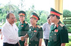 Gobierno garantizará recursos al ejército, afirma premier de Vietnam