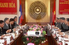 Continúa visita de delegación parlamentaria laosiana en Vietnam