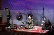 Género musical Ca Tru presentado a turistas en provincia de Vietnam de Quang Binh