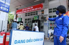 Vietnam aumenta precio de gasolina