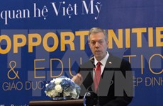 Ministro vietnamita y embajador estadounidense debaten cooperación en defensa
