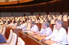 Asamblea Nacional de Vietnam examina Ley de Asistencia para Pymes