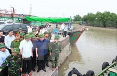 Vicepremier inspecciona labores preventivas para enfrentar tifón Sarika en Hai Phong
