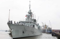 Buque naval de Canadá arriba Ciudad Ho Chi Minh