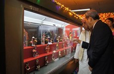 Cultura de Vietnam en Museo de muñecas en India