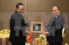 Premier vietnamita se reúne con excanciller tailandés