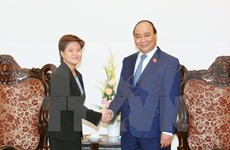 Premier de Vietnam propuso incrementar conexión económica con Singapur