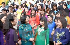 Honran a las contribuciones de los educadores vietnamitas