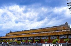 Visitan reliquias de ciudad imperial de Hue millones de turistas 