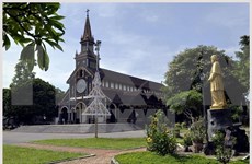 [Fotos] La única iglesia católica de madera en provincia altiplana de Kon Tum