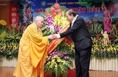 [Foto] Budistas en Vietnam celebran Día de Vesak 2562