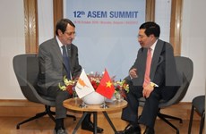 Vicepremier y canciller de Vietnam continúa con agenda apretada al margen de ASEM
