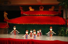 [Televisión] Espectáculo de marionetas acuáticas, arte escénica tradicional vietnamita