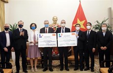 Francia e Italia apoyan a lucha contra el COVID-19 en Vietnam