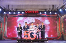 Primera fábrica inteligente de Vietnam se opera por red privada 5G