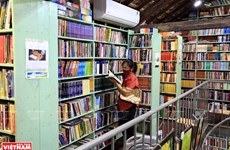 La librería más antigua en la “calle de libros” Dinh Le en Hanoi