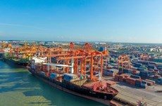 Vietnam busca desarrollar flota de transporte marítimo internacional