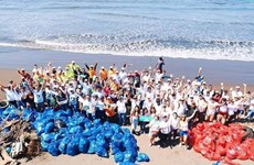 Vietnam enfrenta desafíos en la lucha contra residuos plásticos