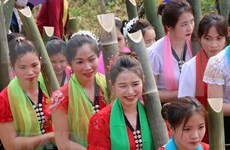 Festival de lavado de cabello, característica cultural singular de etnia Thai blanca en Vietnam