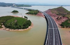 Inauguran oficialmente la autopista Van Don - Mong Cai