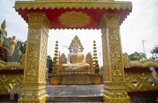 Admiran la belleza tranquila de la pagoda Ka Ot en Tay Ninh