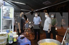 Restaurantes en Hanoi cumplen los requisitos de prevención y control del COVID 19