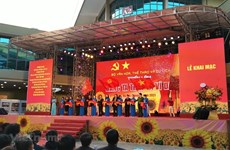 Resalta exposición en Hanoi liderazgo del Partido Comunista de Vietnam