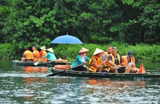 [Foto] Complejo escénico Trang An recibe a unos cinco millones de turistas