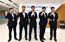 [Foto] Vuelo especial de Vietnam Airlines para regresar a ciudadanos vietnamitas de Wuhan