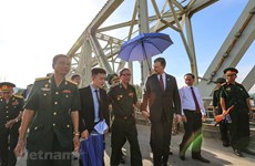 [Foto] Veteranos de guerra de Vietnam y EE.UU. se reúnen en el puente de Ham Rong
