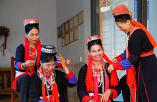 Trajes de etnias minoritarias de Vietnam resaltarán en festival