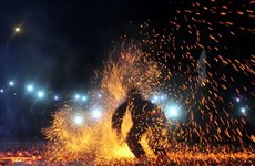 Danza del fuego de la etnia de Pa Then, un tesoro cultural de Vietnam 