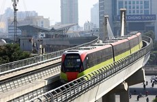 Ponen a prueba trenes urbanos Nhon-Hanoi a velocidad máxima