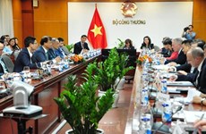 Nuevos pasos de avance en relaciones comerciales bilaterales Vietnam y EE.UU.