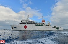 Buque médico militar 561 - Hospital móvil en el Mar del Este
