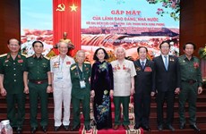 Se reúnen soldados y ex jóvenes voluntarios de Dien Bien Phu
